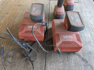 Hilti Akkuschrauber SF 121-A, 2 Akkus + Ladegerät Bild 4