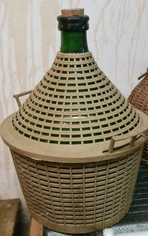 Flasche mit Kunststoffummantelung