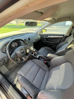 Audi A3 Sportback 2.0 TDI Ambition   140 PS   Pickerl 06 2026   Sommer + Winterräder Bild 8