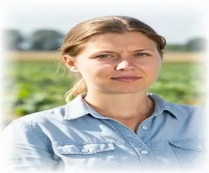 Eine natürliche, dazu bodenständige Frau möchte einen Mann für eine Partnerschaft kennenlernen