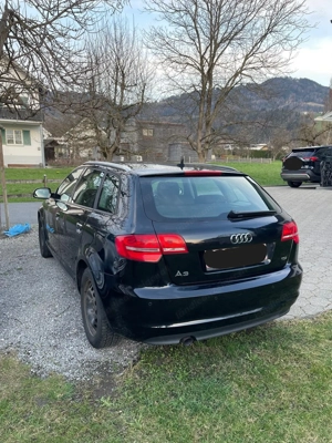 Audi A3 Sportback 2.0 TDI Ambition   140 PS   Pickerl 06 2026   Sommer + Winterräder Bild 2