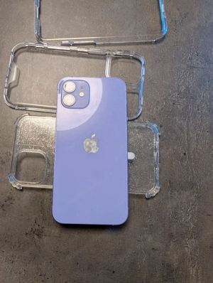 iPhone 12 | Violett | 128 GB | inkl. mehrerer Hüllen | Viel Speicher Bild 2