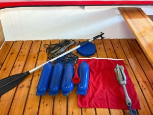 Badeboot zu Verkaufen Bild 9
