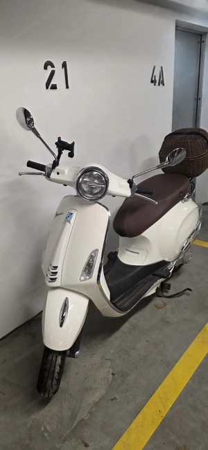 Vespa primavera 50 4t  Bild 4