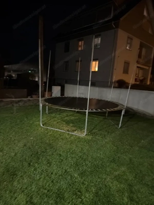 Trampolin zu verschenken