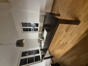 Grosser Esstisch mit Platz für mindestens 10 Leute Bild 3