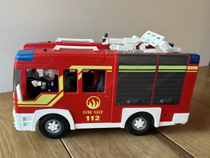 Playmobil Feuerwehr Löschfahrzeug Bild 2
