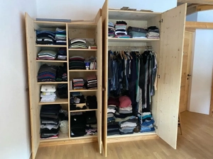Massivholz Kleider Schrank  Bild 4