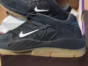 Nike SB Neu 44,5 schwarz Bild 3