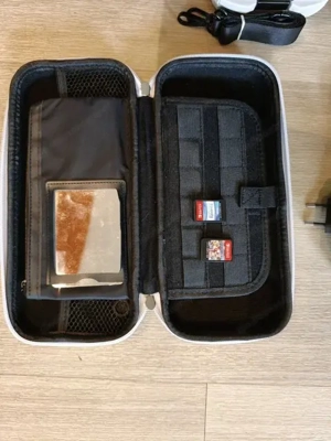 Nintendo Switch OLED  Bild 3