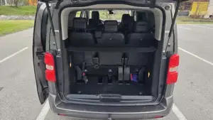 Peugeot Traveller Bild 10