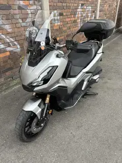 Honda ADV 350 Bild 3