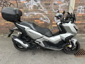 Honda ADV 350 Bild 7