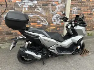 Honda ADV 350 Bild 6