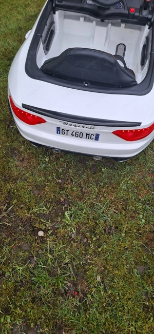 Kinder Maserati Bild 4