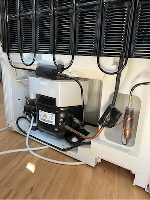 Liebherr Standkühlschrank 50cm defekt Bild 5