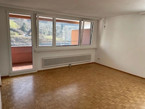 Lichtdurchflutete 2-Zimmer-Wohnung mit Balkon & Dachterrasse in zentraler Lage Bild 2