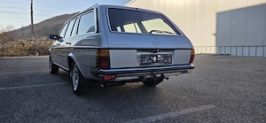 Mercedes W 123  300T Turbodiesel Automatik Bild 2