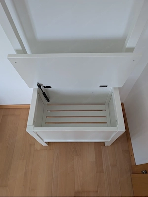 Garderobe mit Sitzbank & Stauraum   weiß Bild 4