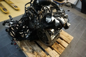 Motor VW Volkswagen Transporter T6 2.0 TDI Bild 3