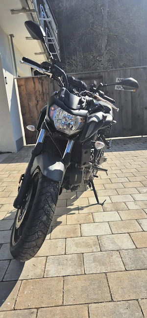Yamaha MT-07 | 2019 | nur 9.500 km | TOP ZUSTAND | GARAGE | PICKERL Bild 4