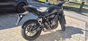 Yamaha MT-07 | 2019 | nur 9.500 km | TOP ZUSTAND | GARAGE | PICKERL Bild 2