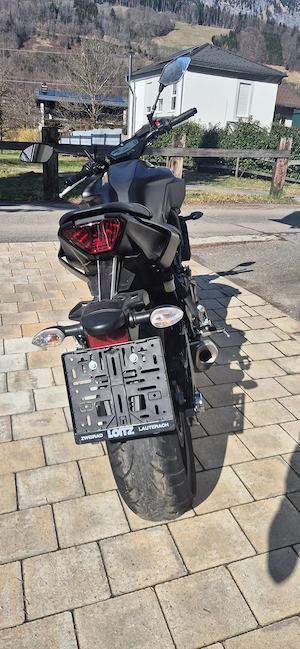 Yamaha MT-07 | 2019 | nur 9.500 km | TOP ZUSTAND | GARAGE | PICKERL Bild 6