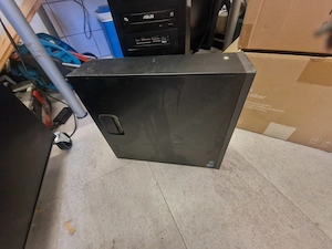 Verschiedene Computer und bildschirme Bild 4