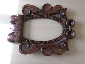 geschnitzter Bilder- oder Spiegelrahmen Bild 2