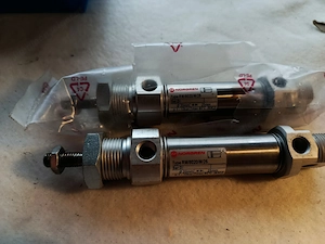 Pneumatik Zylinder Bild 2