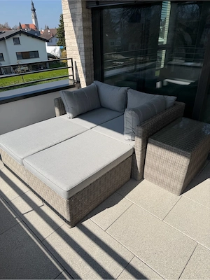 Rattan Lounge wie neu Bild 4