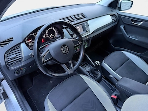 Skoda Fabia Sitzheizung | Parksensoren Bild 9