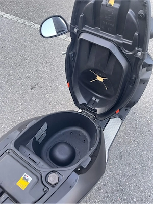 Moped Piaggio NRG Bild 2