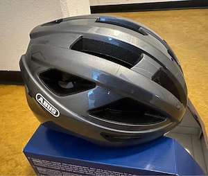 Fahrradhelm neu   ABUS Macator (Größe M 52 58)