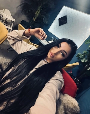 Charmante Frau sucht besondere Begegnung Bild 3