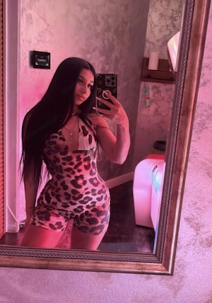 Charmante Frau sucht besondere Begegnung Bild 2