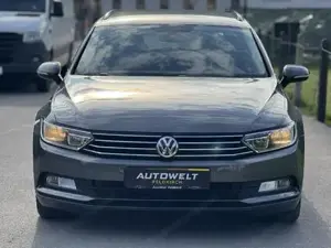 VW Passat Bild 8