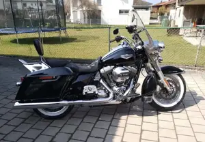 Harley-Davidson Road King Classic Bild 4
