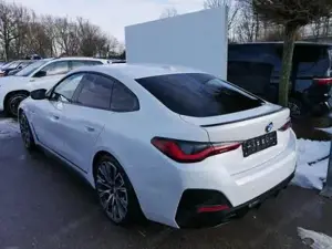 BMW 4er 440i Gran Coupe M-sport*NAVI*HEAD-UP DISPLAY*PDC*KAMERA*LED*SHZ*TEMPOMAT*20-ZOLL 275 kW (374 Bild 6