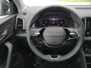 Skoda Karoq Selection 2.0 TDI DSG GV5 AHK 17 Ladeb 110 kW (... Bild 5