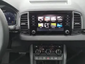 Skoda Karoq Selection 2.0 TDI DSG GV5 AHK 17 Ladeb 110 kW (... Bild 7