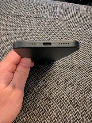 Iphone 15 128 GB Midnight Blue Bild 3