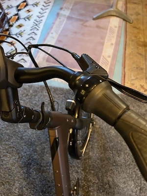 Hercules E-Bike Klapprad mini Zahnriemen Bosch Bild 2