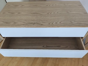 Kommode  Weis Braun  Bild 2