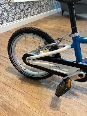 Woom 2 Kinderfahrrad blau weiß 14 Zoll Bild 2