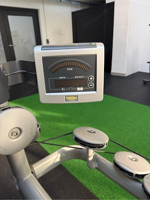 Technogym Upper Back Selection   Profi-Rückentrainer (Studioqualität) Bild 3