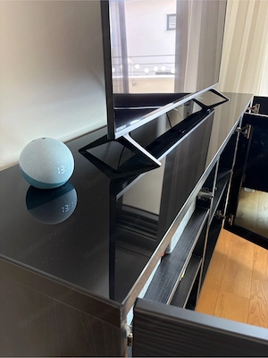 TV-Bank - neuwertig Bild 3