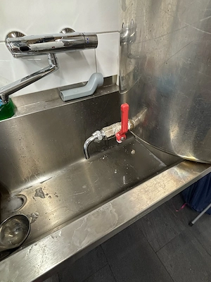 Kessel mit Auslass Bild 5