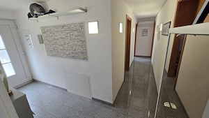 4,5 Zimmer Gartenwohnung einer Doppelhaushälfte zentral in Hohenems Bild 3