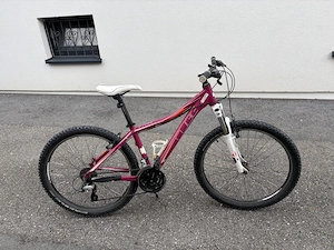 Mädchen Fahrrad  Cube  Bild 2